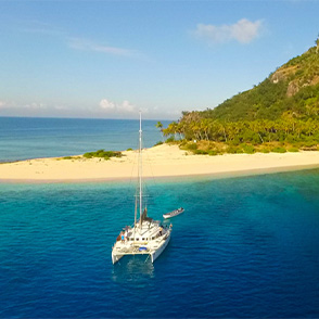 Fiji sailing charter monuriki castaway island